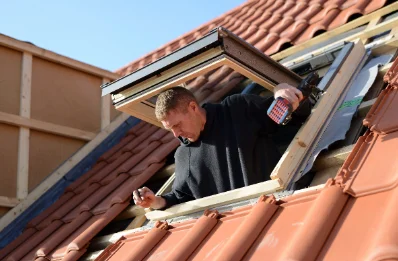 Pose de fenêtres de toit Velux à Cornant